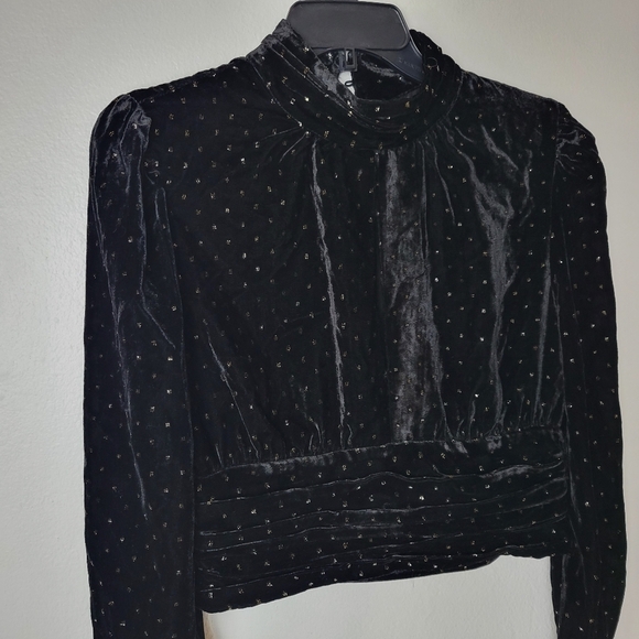 NWT ZARA Black CROPPED VELVET TOP Long Sleeve  Metallic  size M - Picture 5 of 13